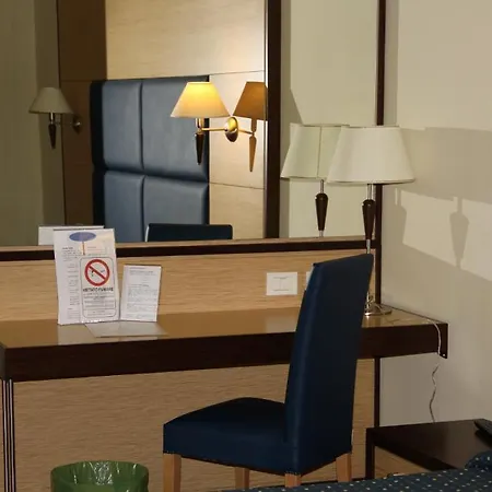 Inn Hotel